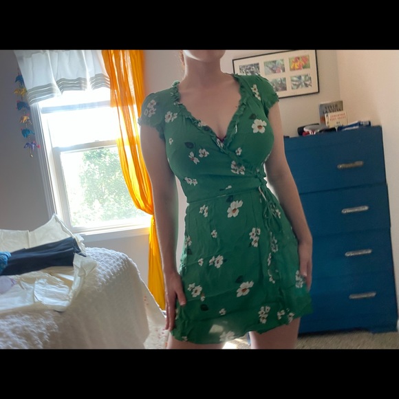 NWOT Reformation Green Garnet Mini Dress - Picture 15 of 15